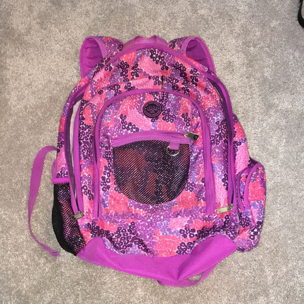 Cute backpack!!